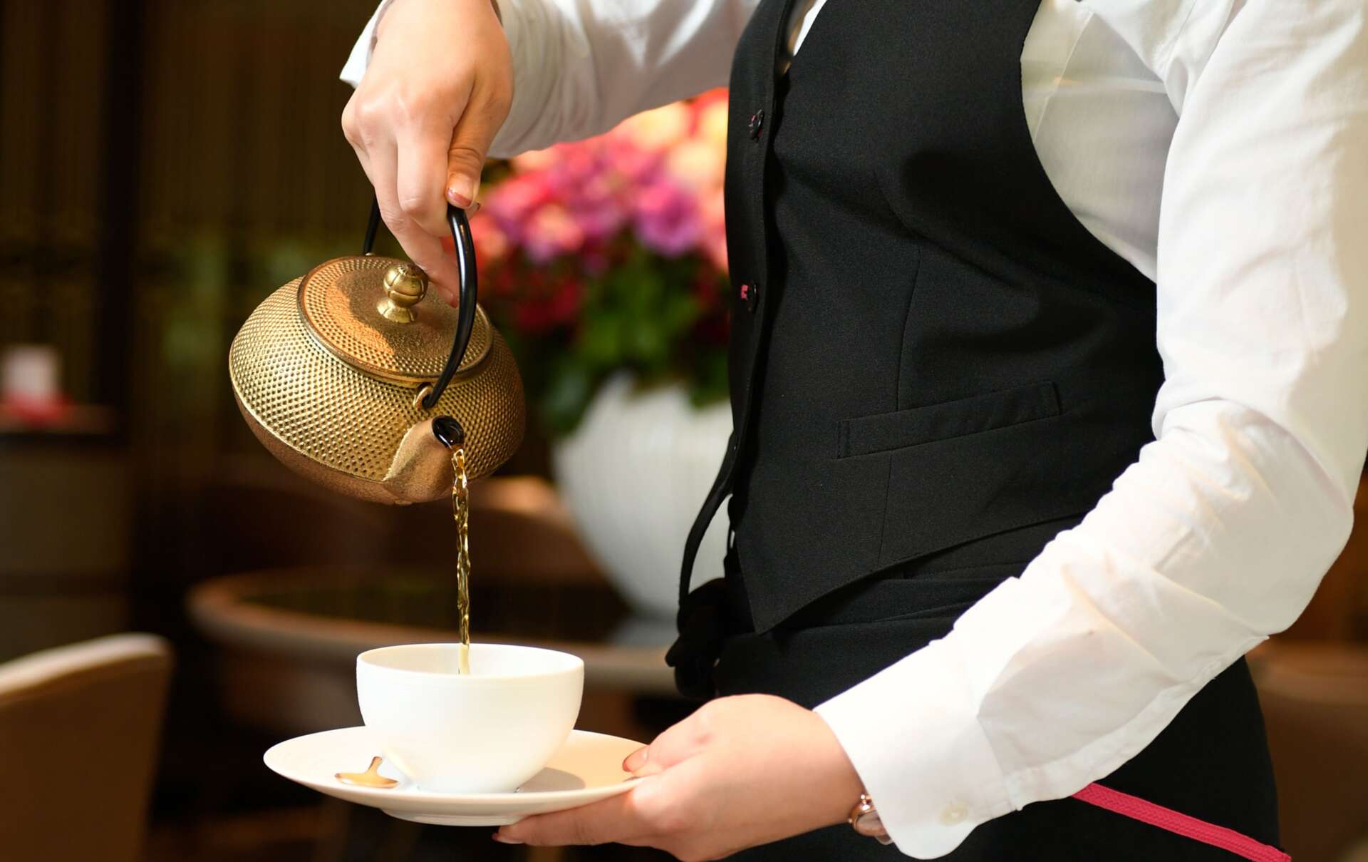 【Afternoon Tea Stay】Enjoy Afternoon Tea at our Salon De Thé FAUCHON (Includes Breakfast)