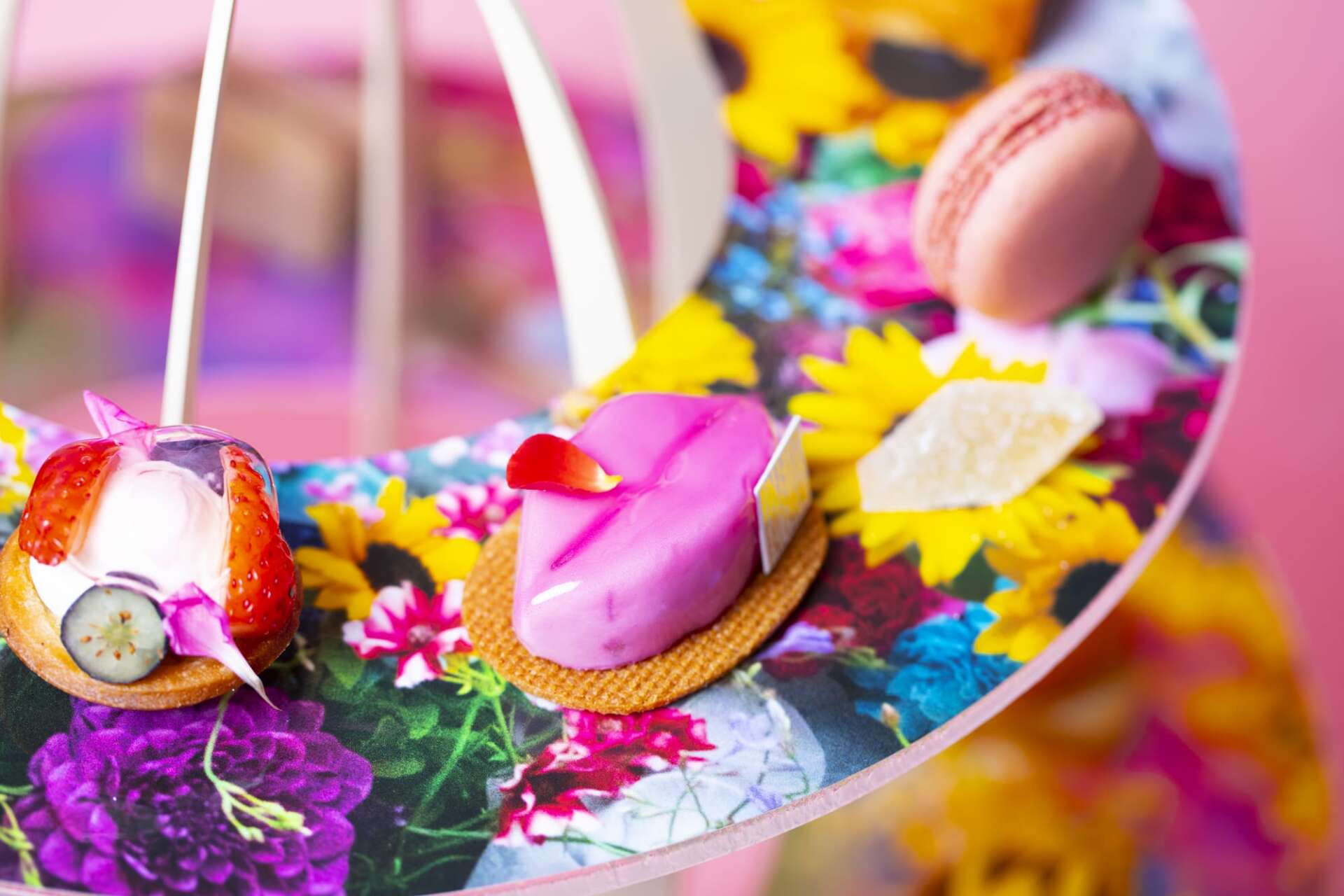 Limited Time Afternoon Tea Collaboration with Ninagawa Mika from July 1st.