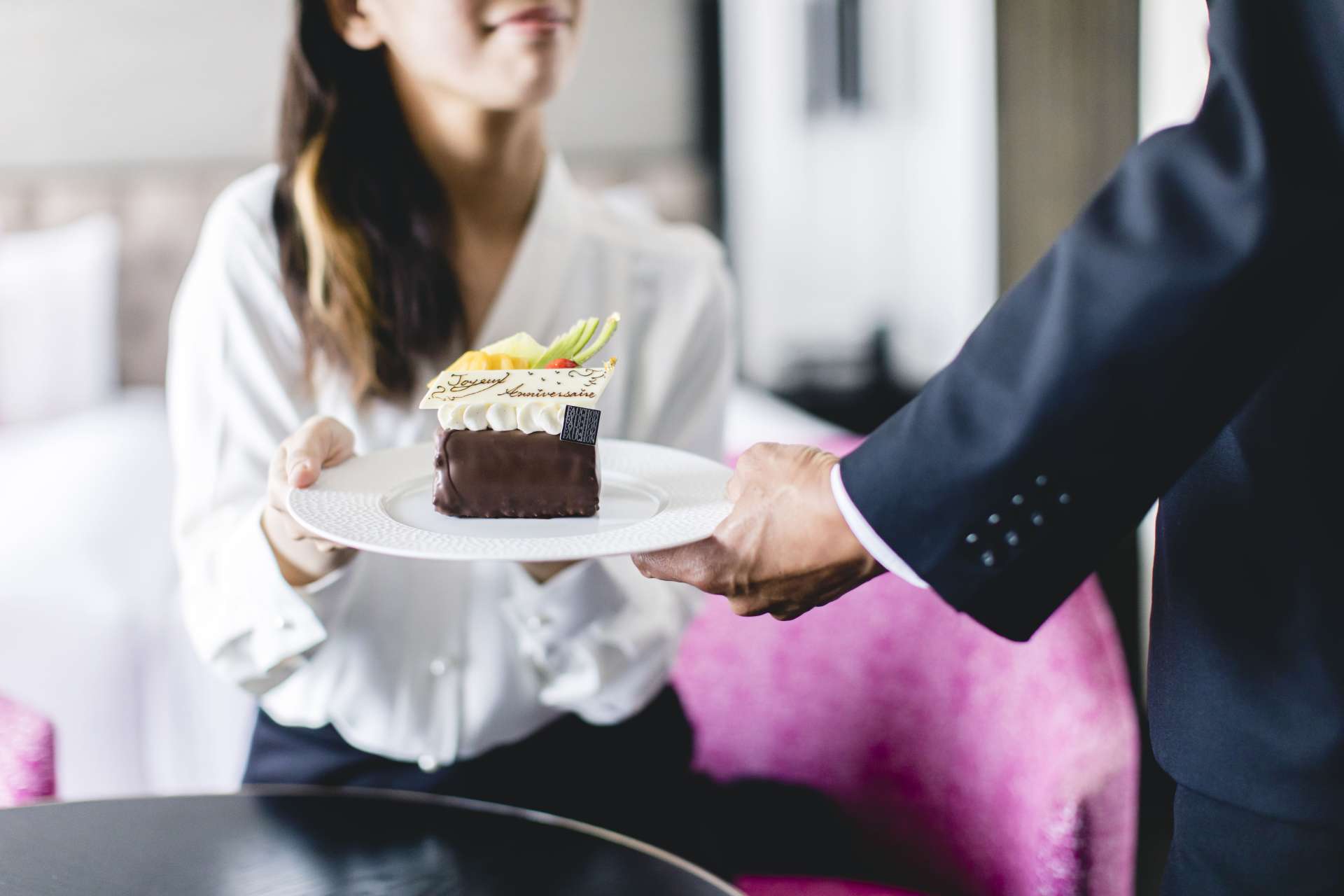 【Champagne & Cake Celebration Dinner】Anniversary Plan (Includes Breakfast and Dinner)