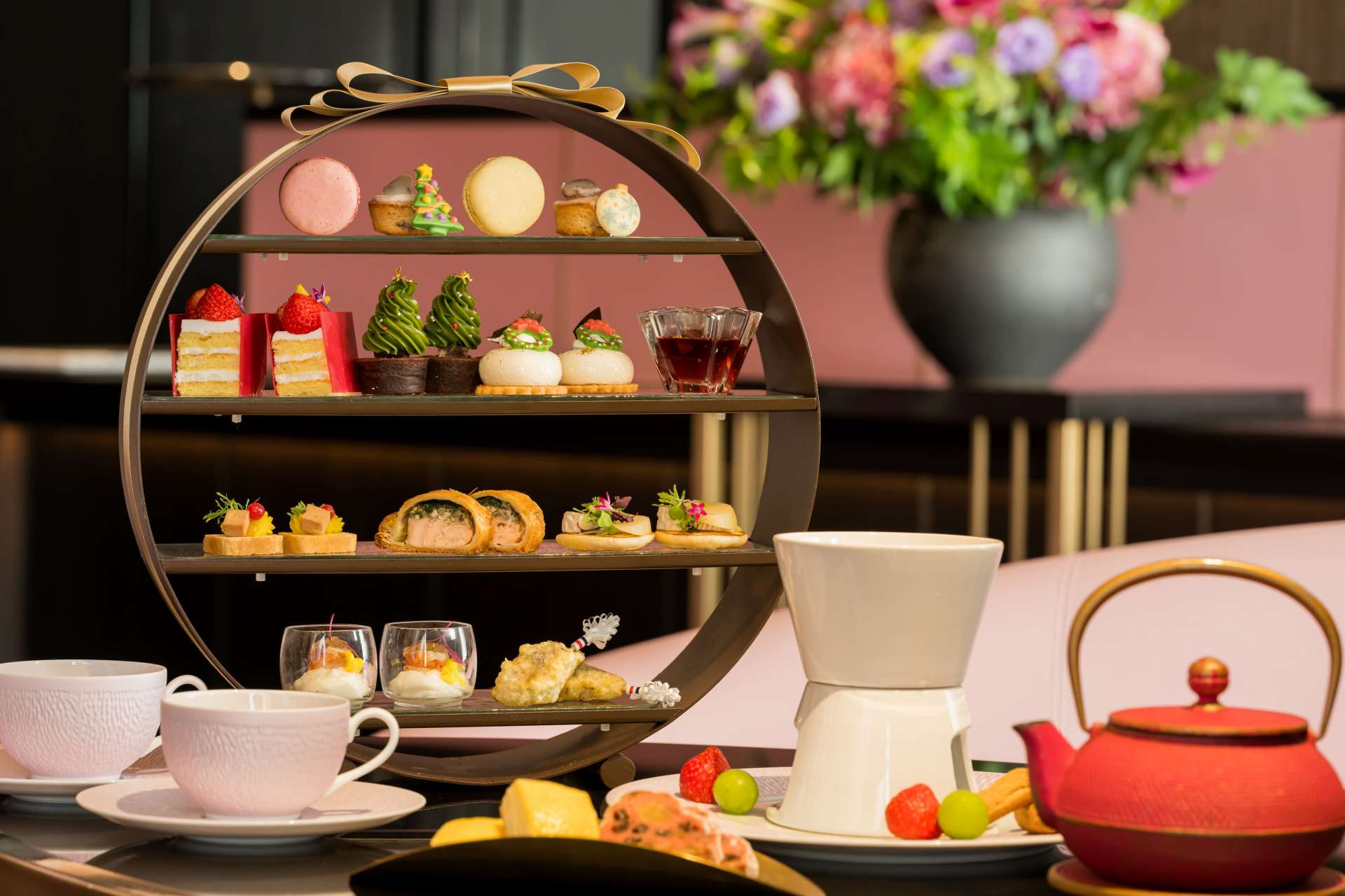 A Festive Invitation to Indulgence at FAUCHON L’Hotel Kyoto -Afternoon Tea, Dinner, and Limited Stay Plan-