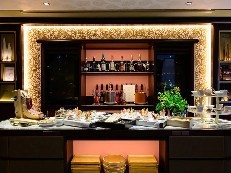 FAUCHON Executive Lounge Access